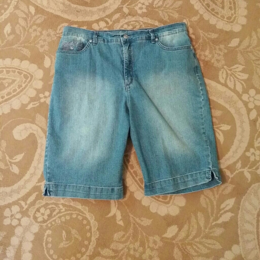 Gloria Vanderbilt Denim Bermuda shorts